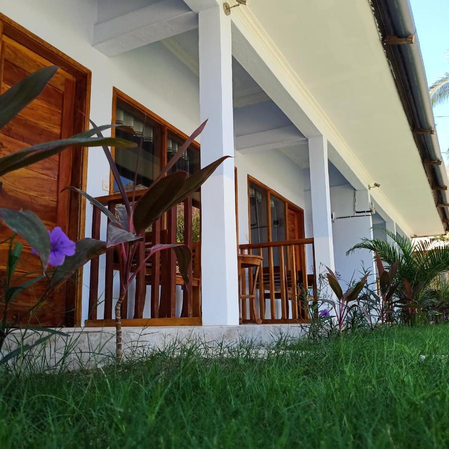 Elisa Homestay Areguling Kuta  Bagian luar foto