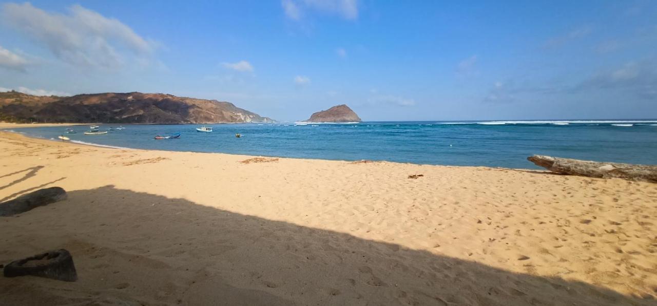 Elisa Homestay Areguling Kuta  Bagian luar foto